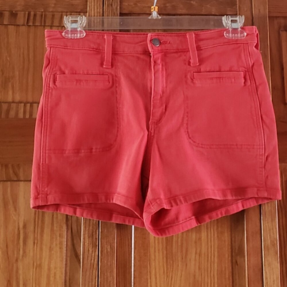 UNIVERSAL THREAD red jean shorts sz 8 woman